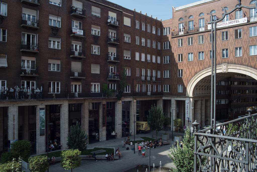 Rebecca Apartment Next To Synagogue — Photos 3